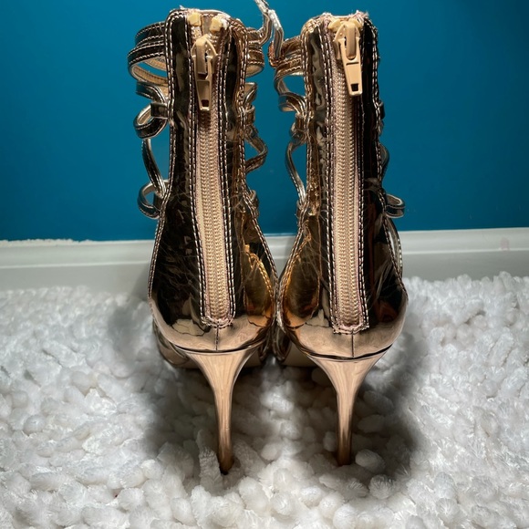 Steve Madden Heels - Picture 4 of 8